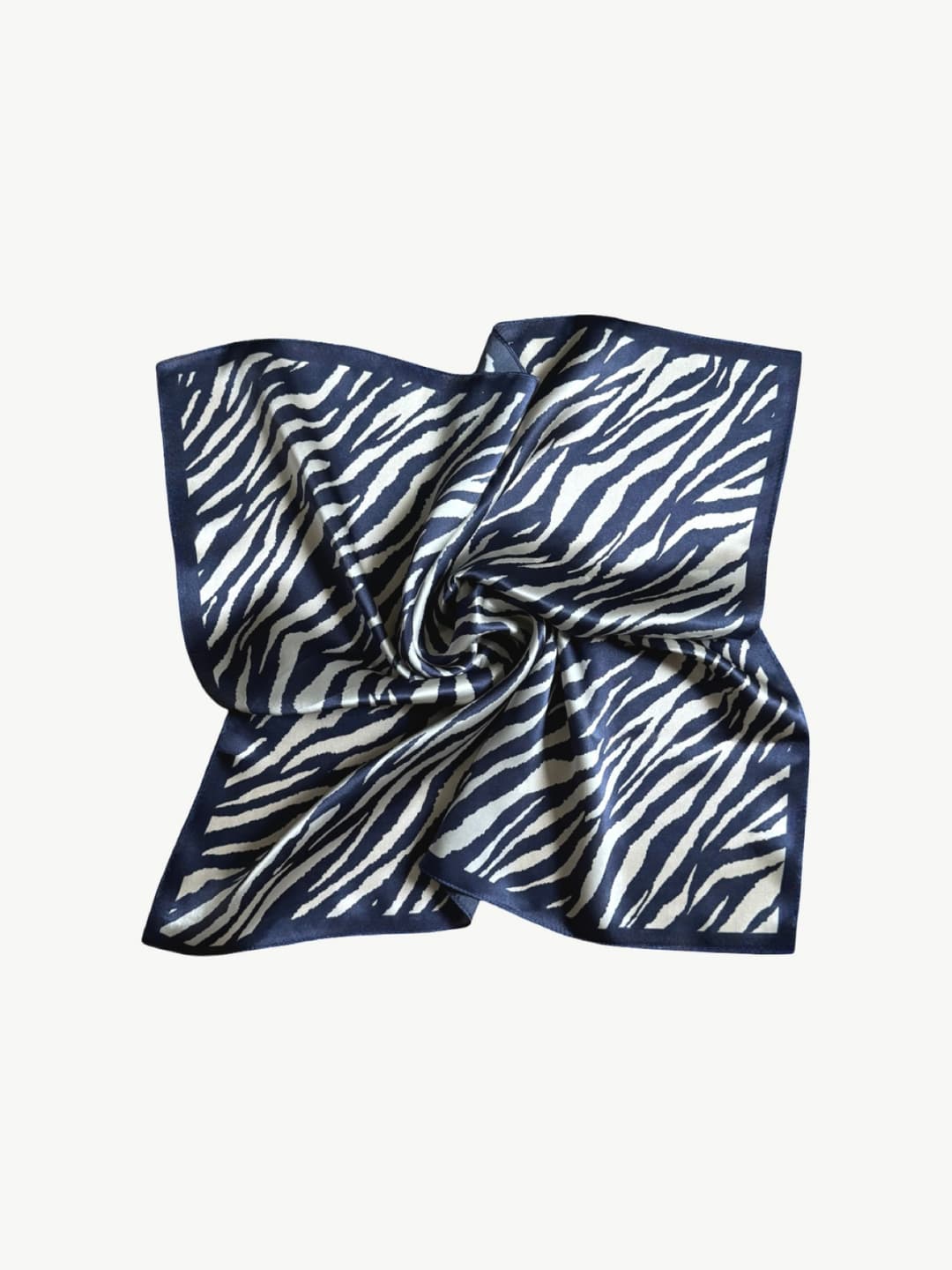 Carré de soie Zoé